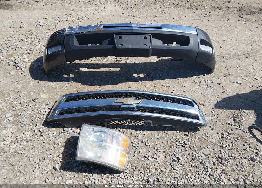 2011 CHEVROLET SILVERADO 1500 LT VIN: 1GCPKSE37BF175899