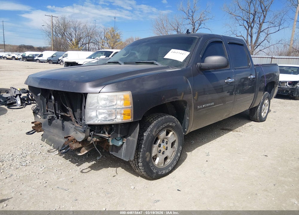 2011 CHEVROLET SILVERADO 1500 LT VIN: 1GCPKSE37BF175899