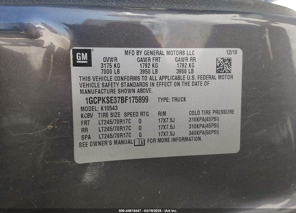 2011 CHEVROLET SILVERADO 1500 LT VIN: 1GCPKSE37BF175899