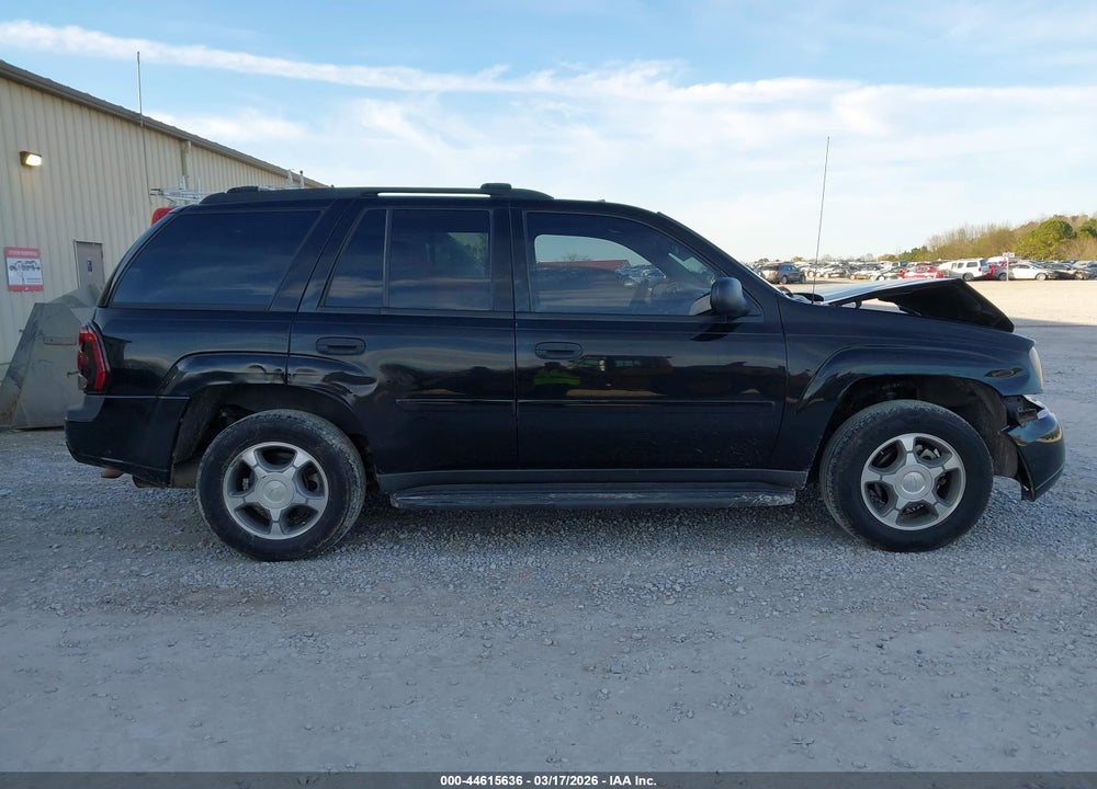 2007 CHEVROLET TRAILBLAZER LS VIN: 1GNDS13S872296308
