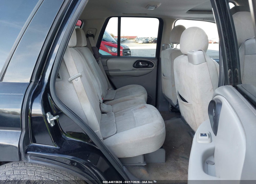 2007 CHEVROLET TRAILBLAZER LS VIN: 1GNDS13S872296308