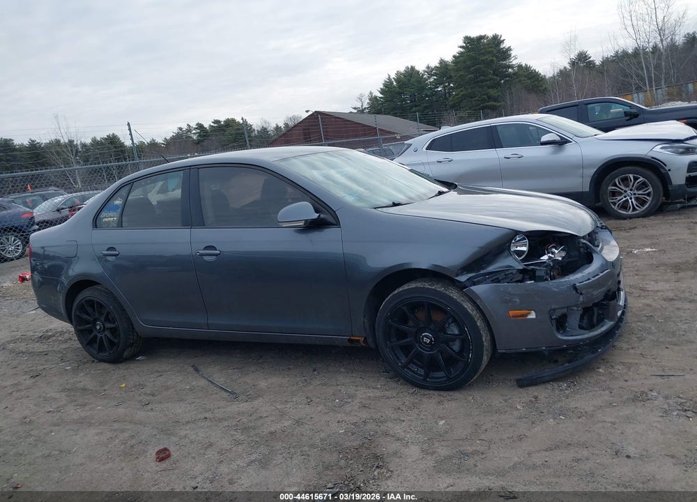 2010 VOLKSWAGEN JETTA LIMITED EDITION VIN: 3VWAX7AJXAM159409