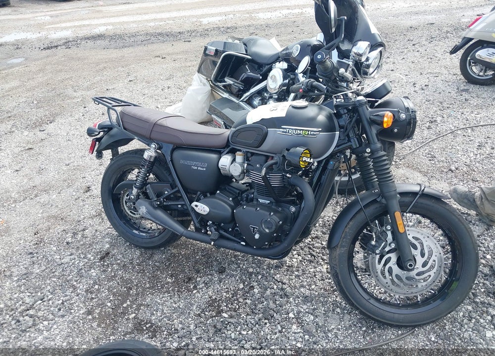 2022 TRIUMPH MOTORCYCLE BONNEVILLE T120/BLACK VIN: SMTD40HL4NTAH6055