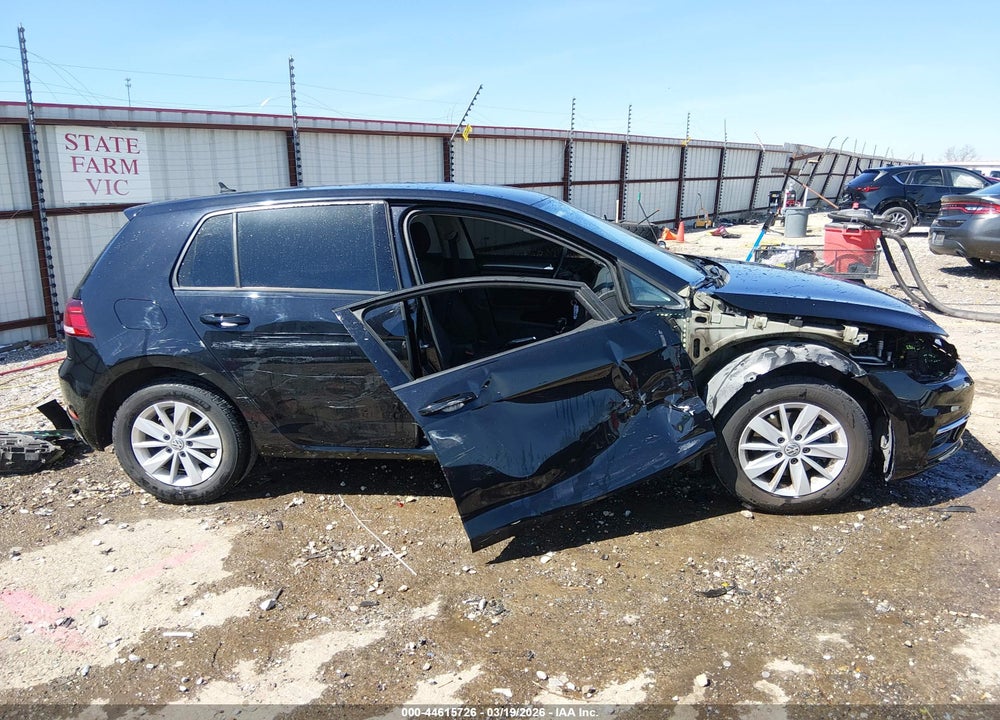 2018 VOLKSWAGEN GOLF TSI S/TSI SE VIN: 3VWG17AU9JM276274