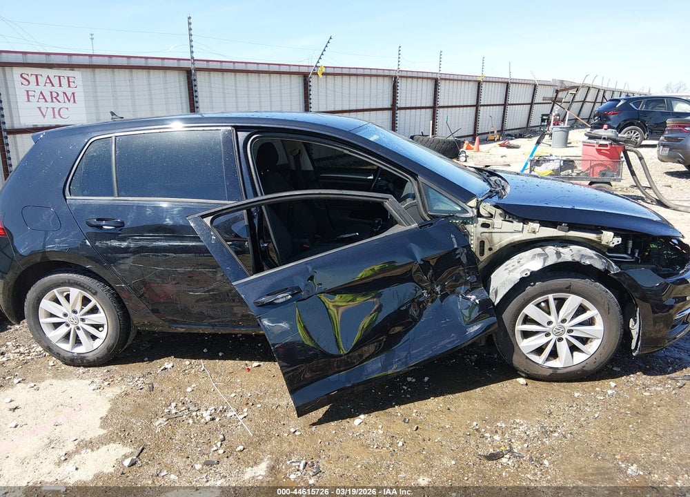 2018 VOLKSWAGEN GOLF TSI S/TSI SE VIN: 3VWG17AU9JM276274