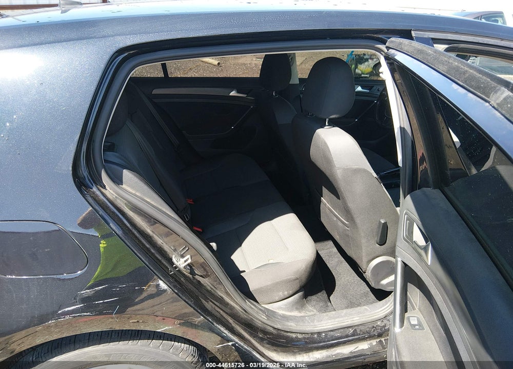 2018 VOLKSWAGEN GOLF TSI S/TSI SE VIN: 3VWG17AU9JM276274