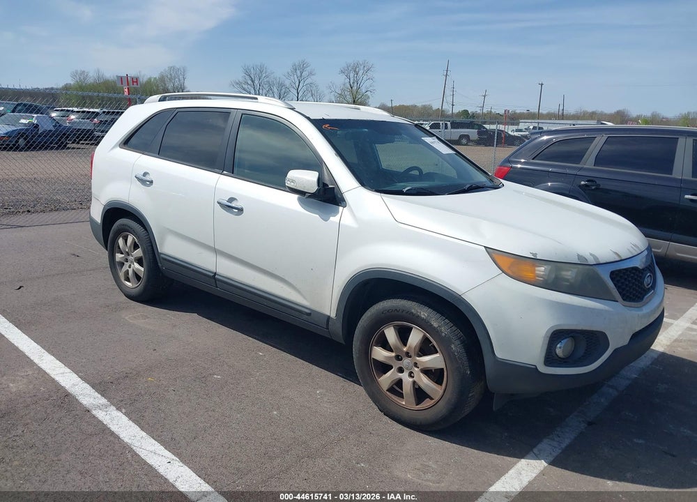 2012 KIA SORENTO LX V6 VIN: 5XYKT4A29CG246390