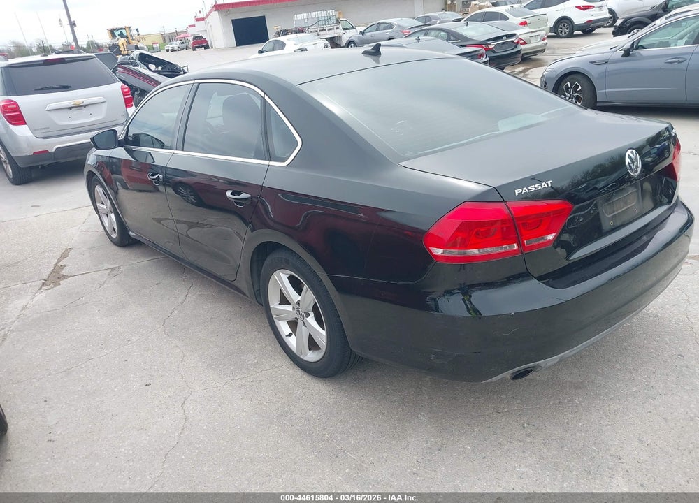 2014 VOLKSWAGEN PASSAT 1.8T SE VIN: 1VWBS7A3XEC061895
