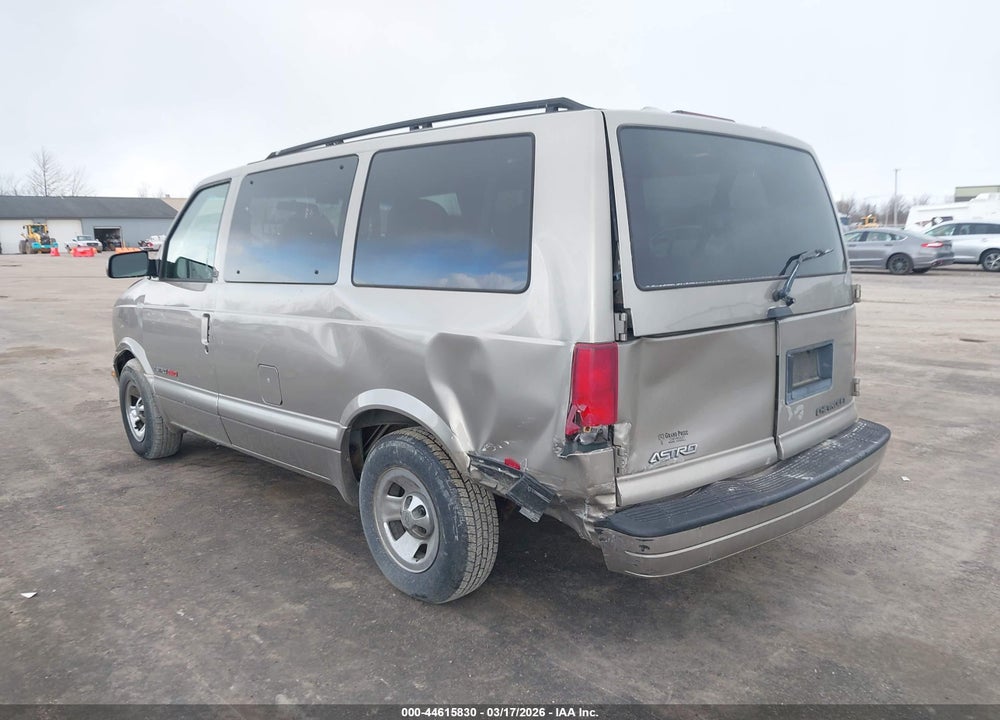 2002 CHEVROLET ASTRO LS VIN: 1GNEL19X32B142523