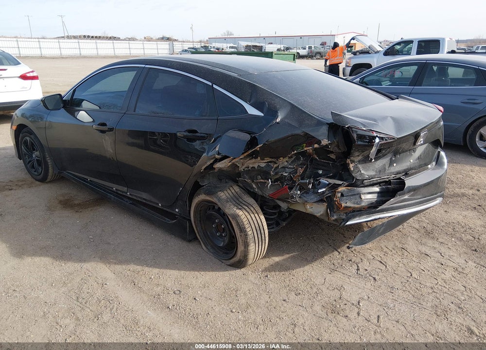 2019 HONDA CIVIC LX VIN: 2HGFC2F65KH575400
