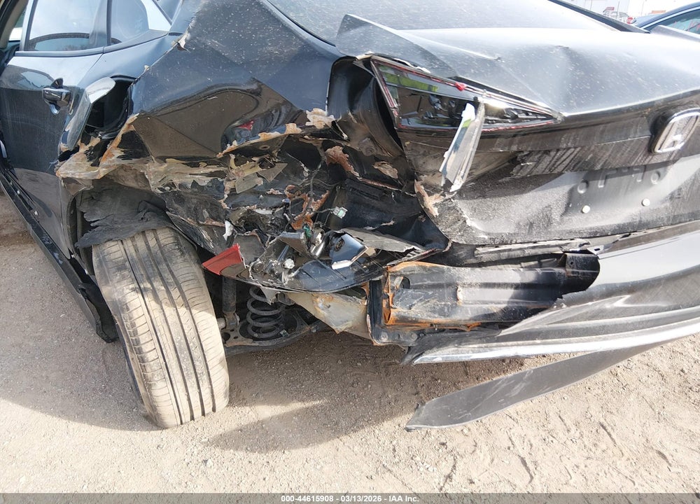 2019 HONDA CIVIC LX VIN: 2HGFC2F65KH575400
