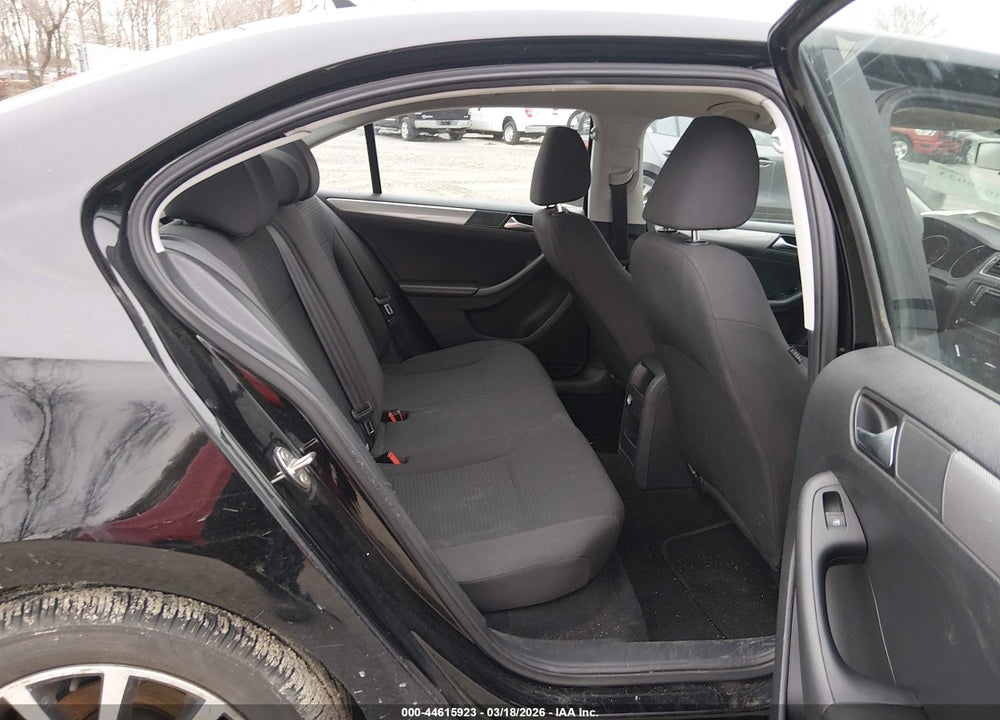 2016 VOLKSWAGEN JETTA 1.4T SE VIN: 3VWD67AJ6GM226547