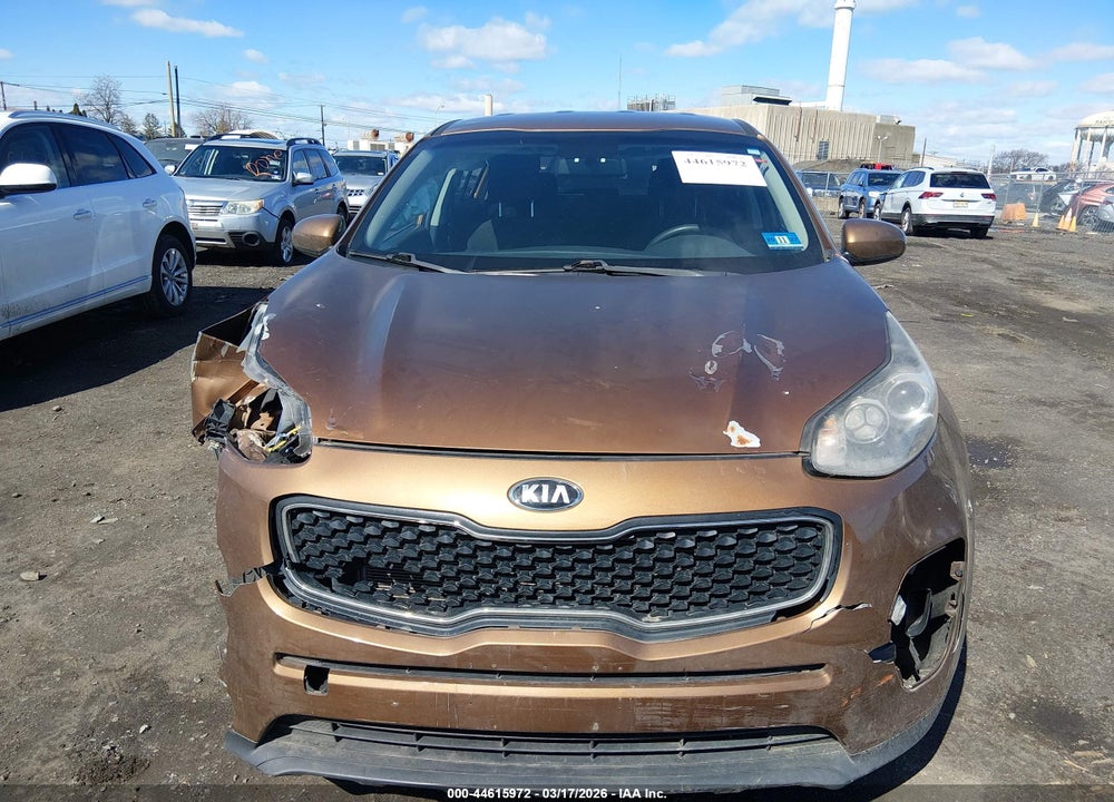 2018 KIA SPORTAGE LX VIN: KNDPM3AC7J7447494