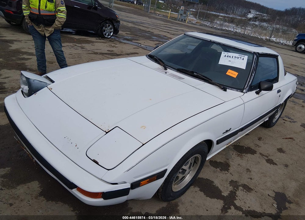 1982 MAZDA RX7 VIN: JM1FB3318C0653464