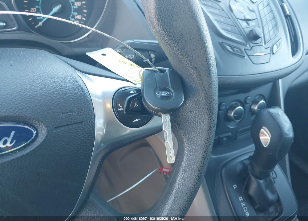 2015 FORD ESCAPE SE VIN: 1FMCU0G97FUA11077