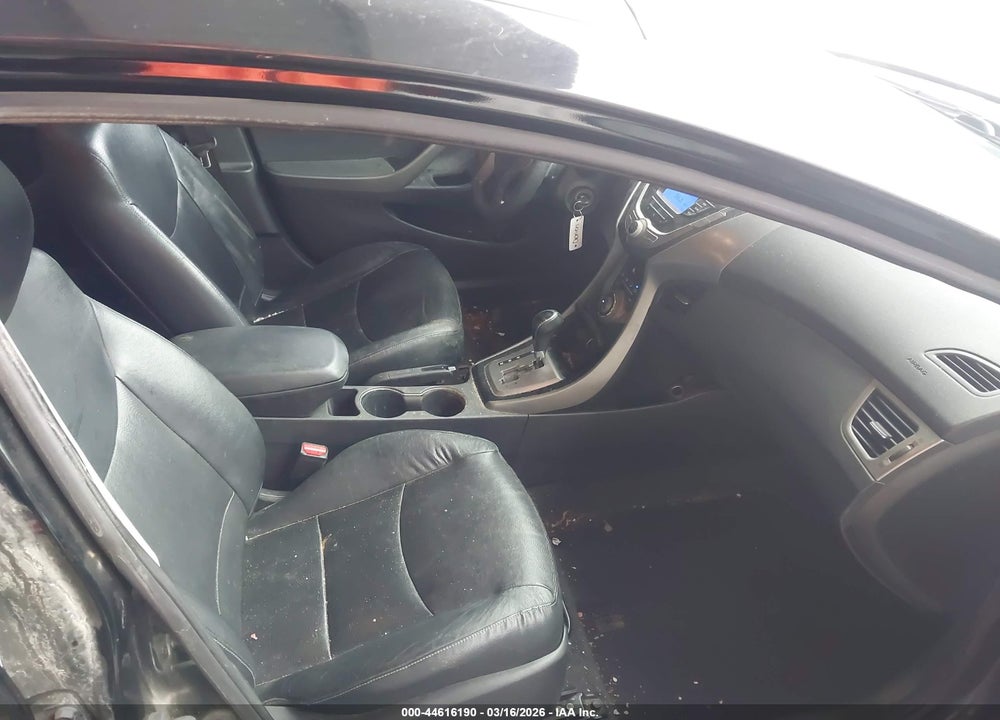 2013 HYUNDAI ELANTRA LIMITED VIN: KMHDH4AE7DU592549