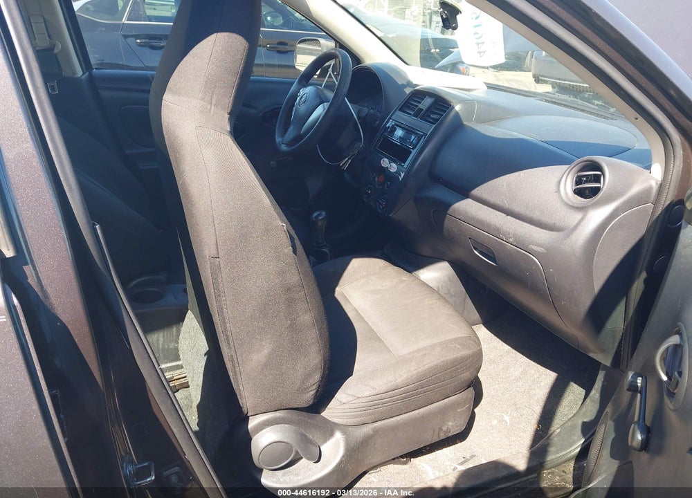 2015 NISSAN VERSA 1.6 S VIN: 3N1CN7AP2FL948563