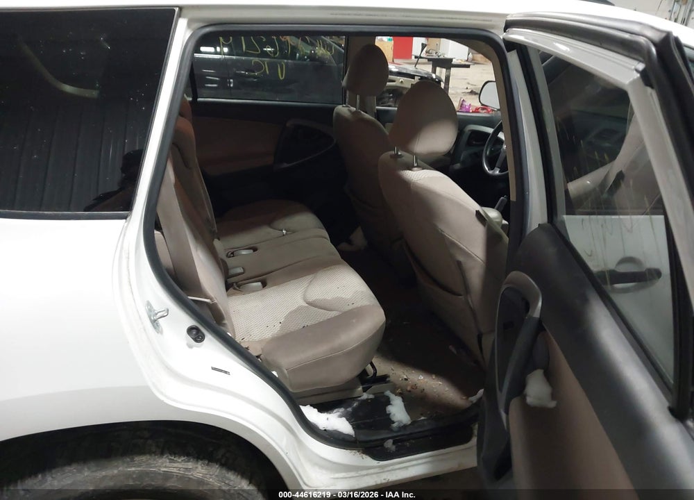 2008 TOYOTA RAV4 BASE V6 VIN: JTMBK33V686029362