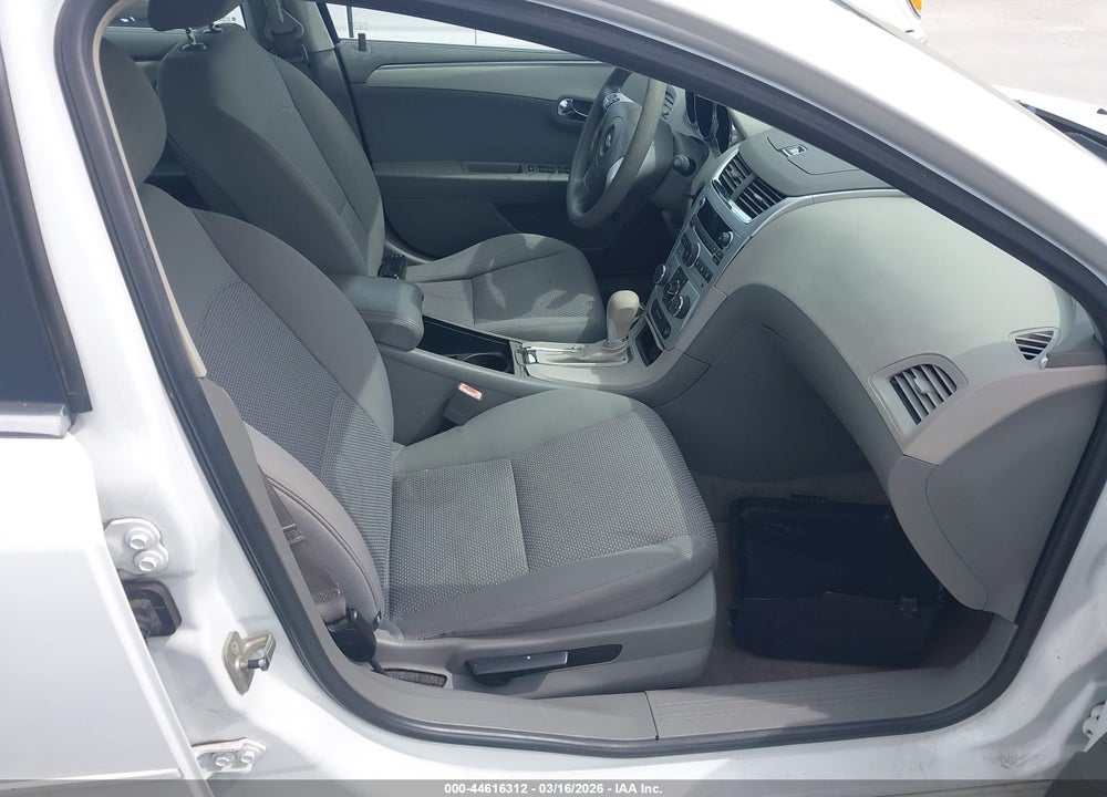 2011 CHEVROLET MALIBU LS VIN: 1G1ZA5EUXBF117204