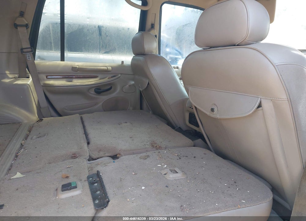 2000 LINCOLN NAVIGATOR VIN: 5LMEU27A6YLJ41663