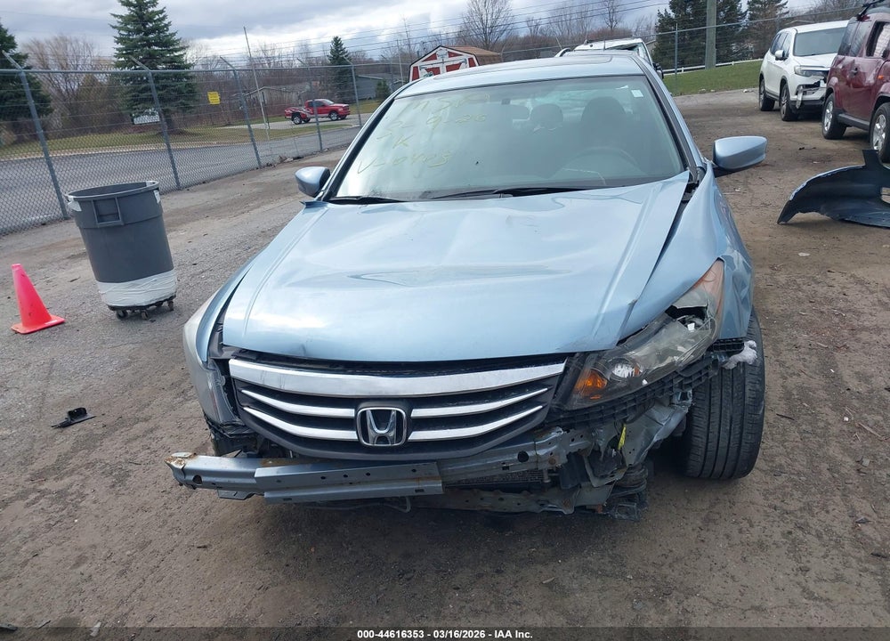 2012 HONDA ACCORD 2.4 EX VIN: 1HGCP2F77CA090403