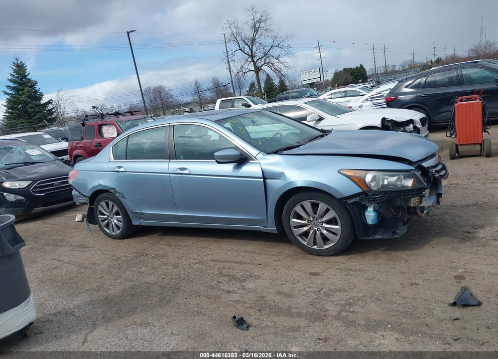 2012 HONDA ACCORD 2.4 EX VIN: 1HGCP2F77CA090403