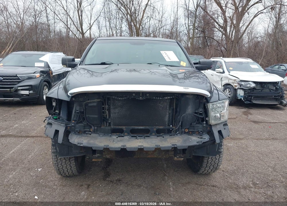 2013 RAM 1500 BIG HORN VIN: 1C6RR7GT9DS565029