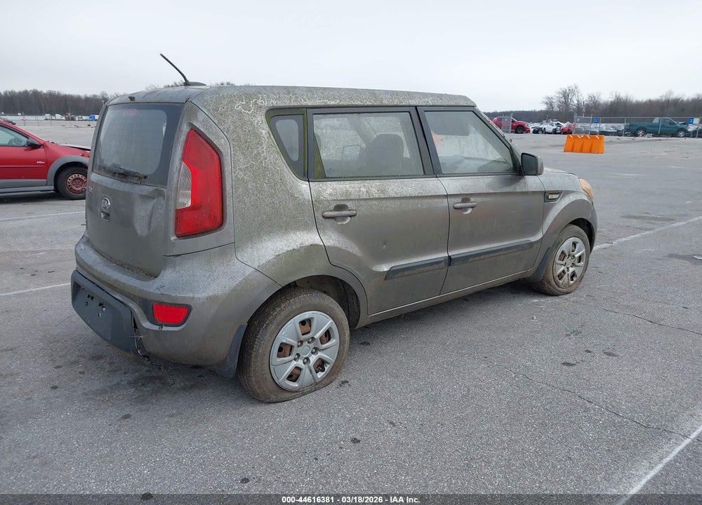 2013 KIA SOUL VIN: KNDJT2A5XD7499615