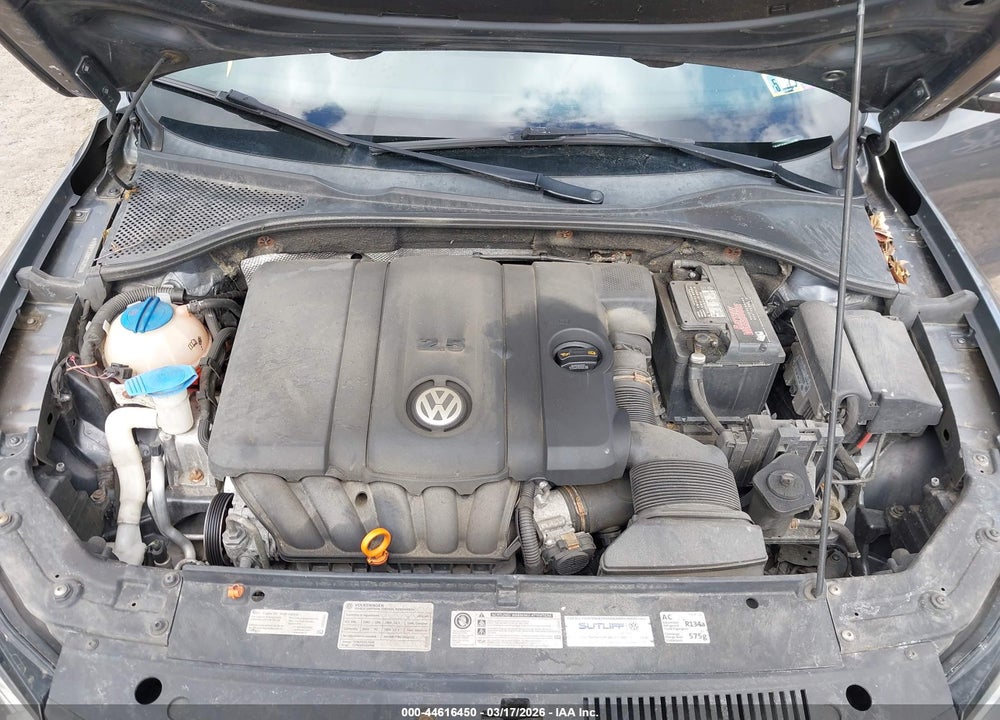 2012 VOLKSWAGEN PASSAT 2.5L S VIN: 1VWAP7A39CC048789