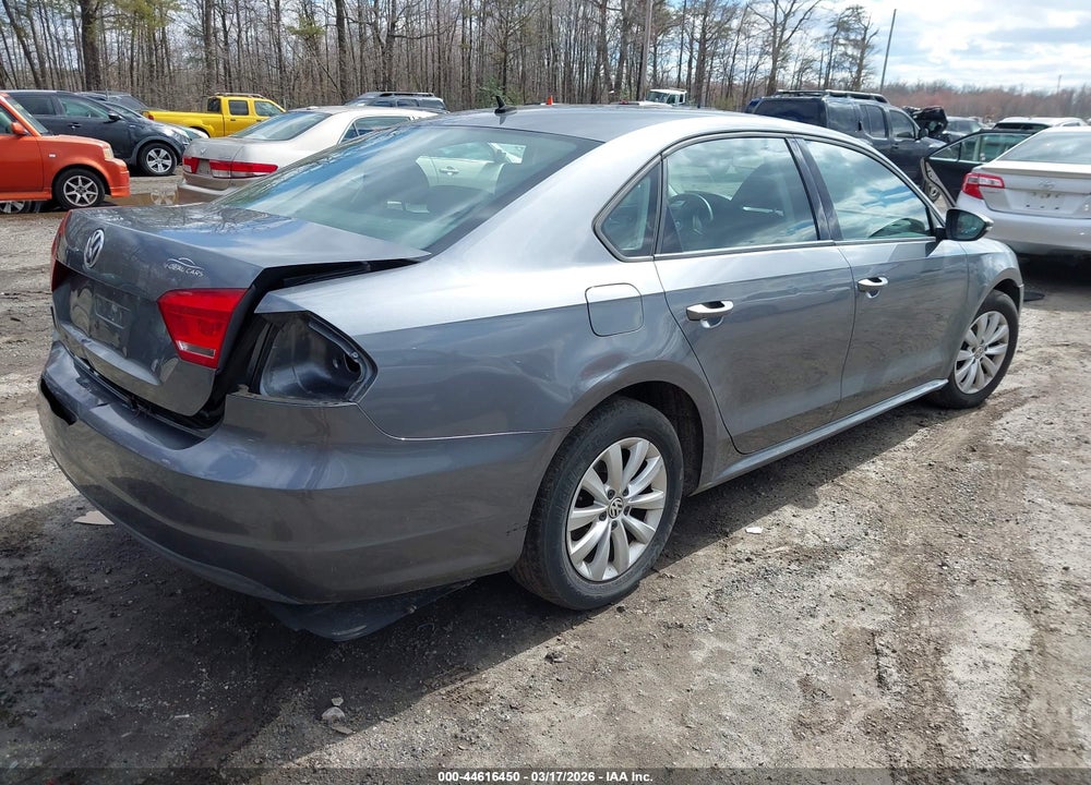 2012 VOLKSWAGEN PASSAT 2.5L S VIN: 1VWAP7A39CC048789