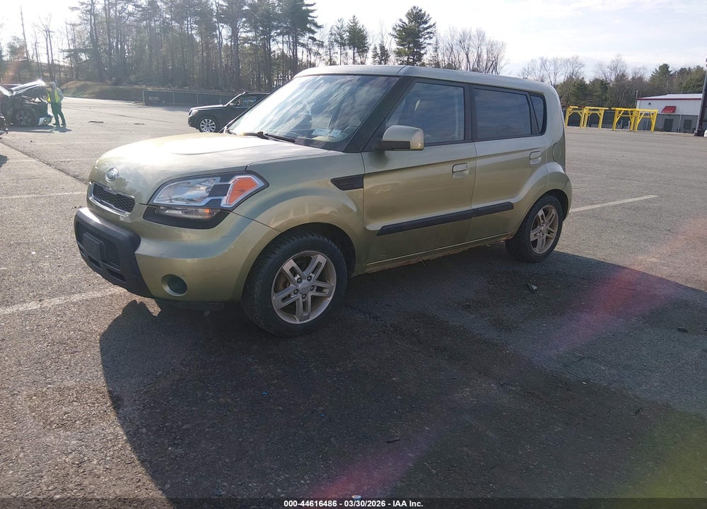 2010 KIA SOUL + VIN: KNDJT2A26A7107280
