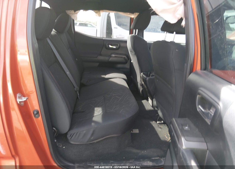 2016 TOYOTA TACOMA TRD OFF ROAD VIN: 5TFCZ5AN1GX032600