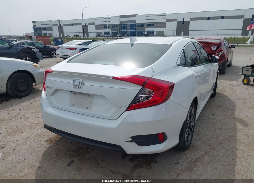 2018 HONDA CIVIC EX-L VIN: JHMFC1F72JX012444