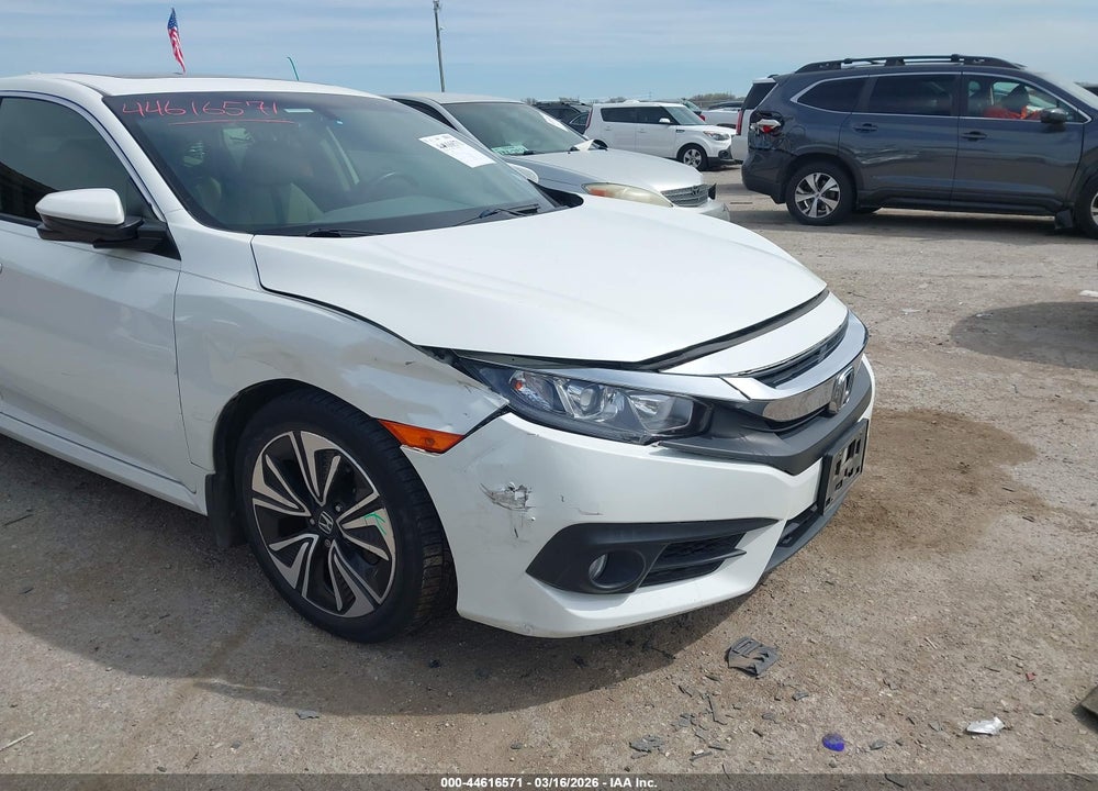 2018 HONDA CIVIC EX-L VIN: JHMFC1F72JX012444
