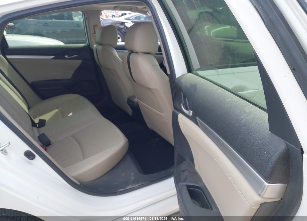 2018 HONDA CIVIC EX-L VIN: JHMFC1F72JX012444