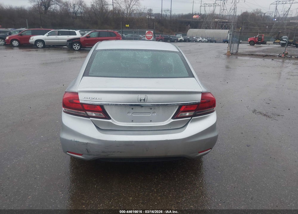 2013 HONDA CIVIC SDN LX VIN: 2HGFB2F58DH571175