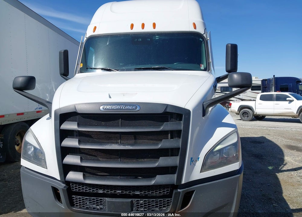 2023 FREIGHTLINER NEW CASCADIA 126 VIN: 1FUJHHDR3PLUE1395