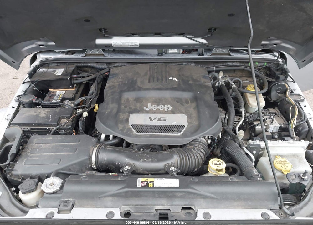 2016 JEEP WRANGLER SAHARA VIN: 1C4AJWBG6GL197098