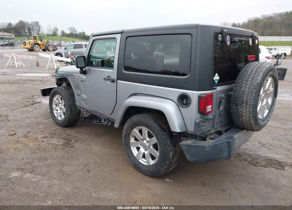 2016 JEEP WRANGLER SAHARA VIN: 1C4AJWBG6GL197098
