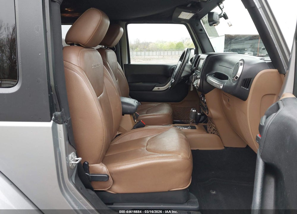 2016 JEEP WRANGLER SAHARA VIN: 1C4AJWBG6GL197098