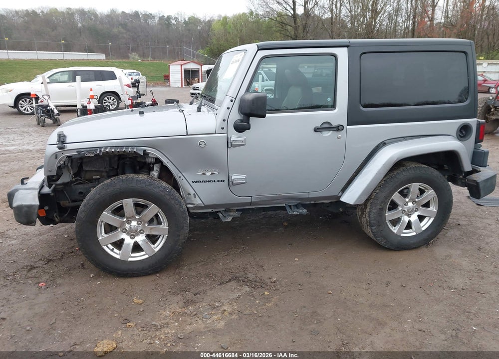 2016 JEEP WRANGLER SAHARA VIN: 1C4AJWBG6GL197098