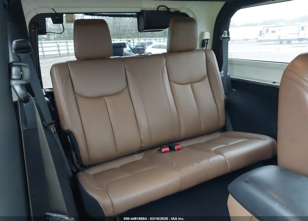 2016 JEEP WRANGLER SAHARA VIN: 1C4AJWBG6GL197098
