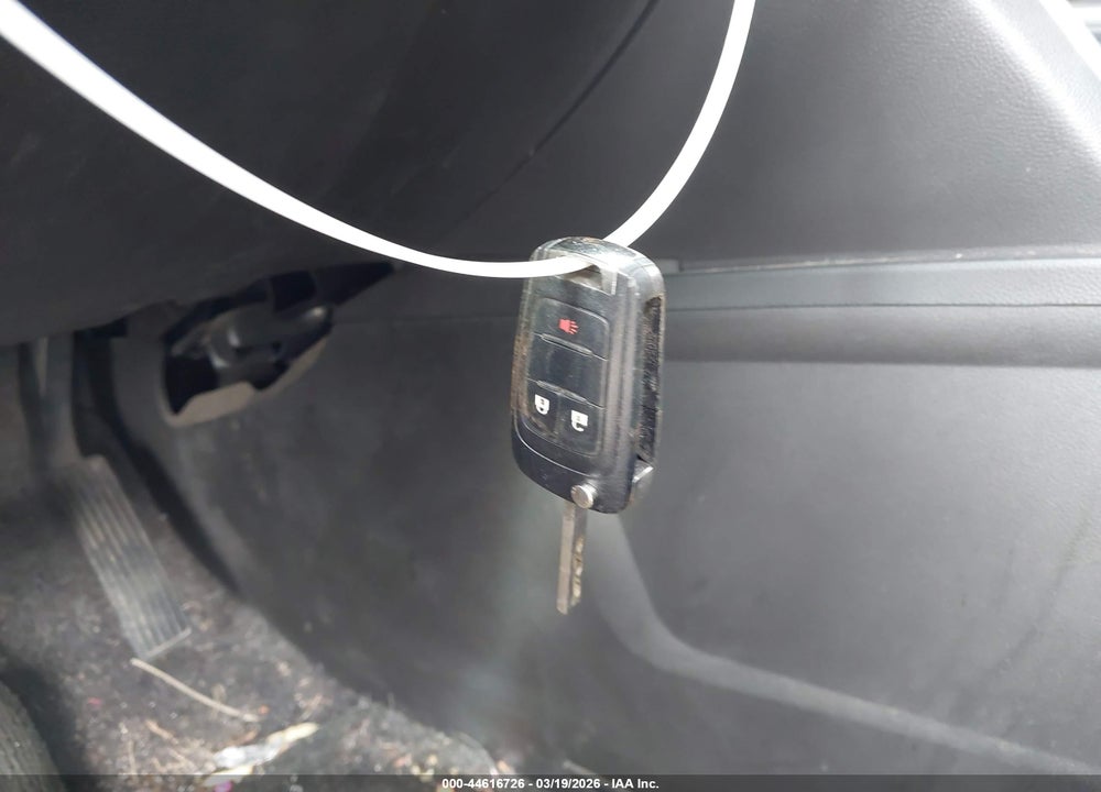 2015 CHEVROLET EQUINOX LS VIN: 2GNALAEK2F1179318