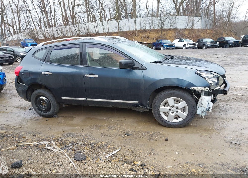 2014 NISSAN ROGUE SELECT S VIN: JN8AS5MT0EW619965