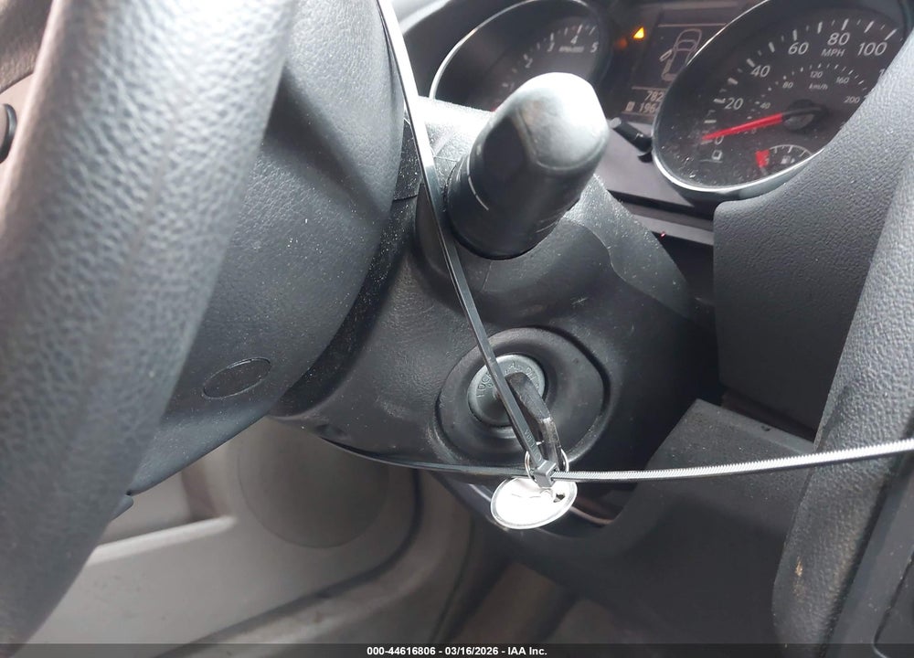 2014 NISSAN ROGUE SELECT S VIN: JN8AS5MT0EW619965