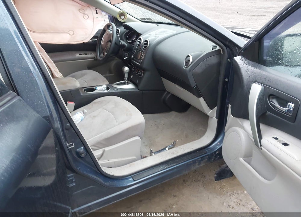 2014 NISSAN ROGUE SELECT S VIN: JN8AS5MT0EW619965
