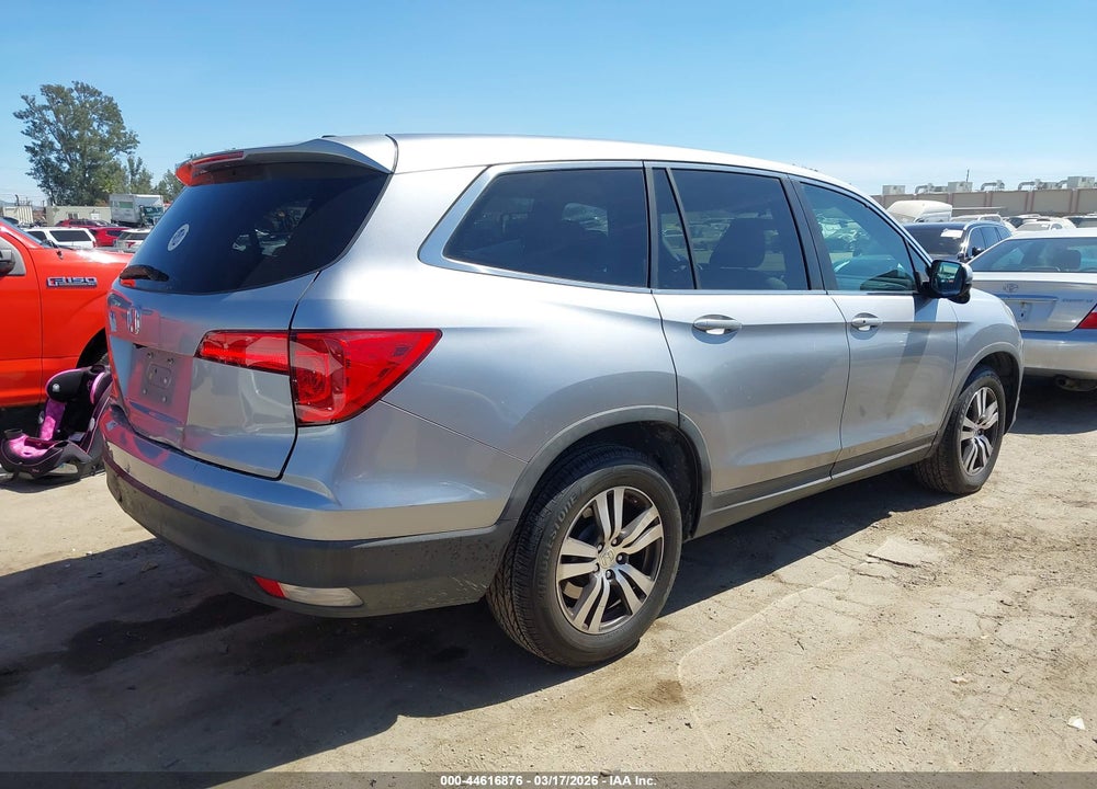 2016 HONDA PILOT EX VIN: 5FNYF5H32GB034207