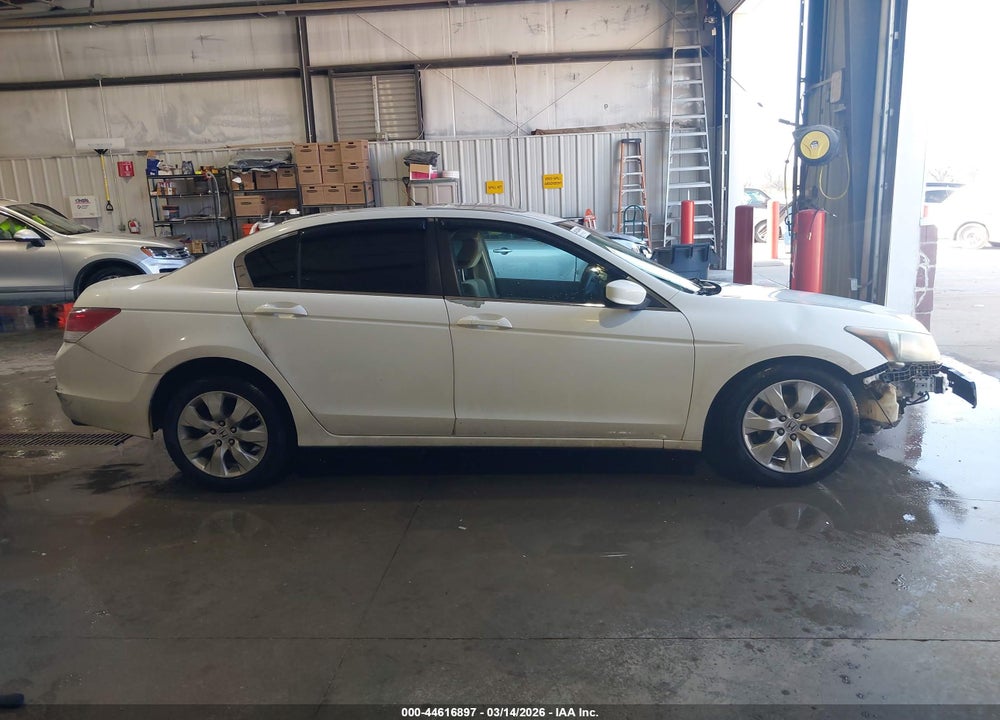 2008 HONDA ACCORD 2.4 EX VIN: 1HGCP26728A113898