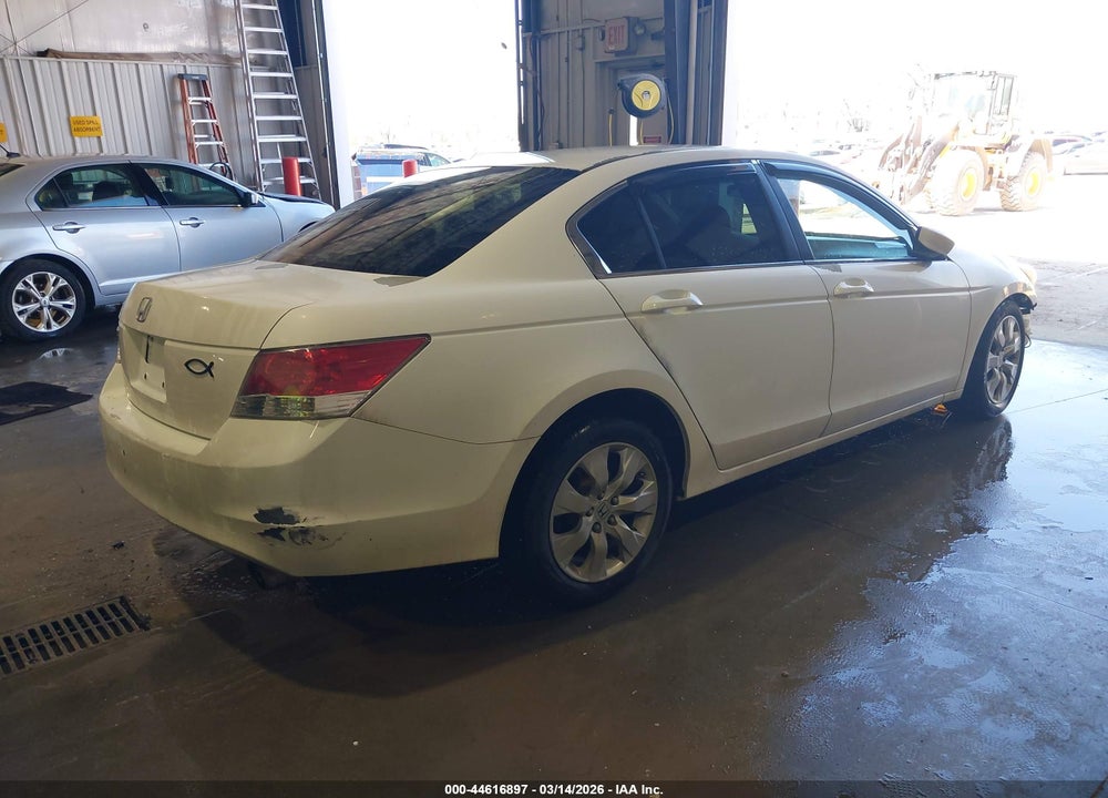 2008 HONDA ACCORD 2.4 EX VIN: 1HGCP26728A113898