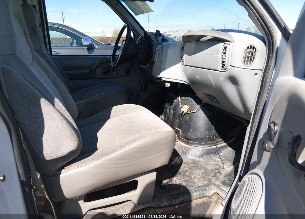 1997 CHEVROLET ASTRO VIN: 1GCDL19W3VB186411